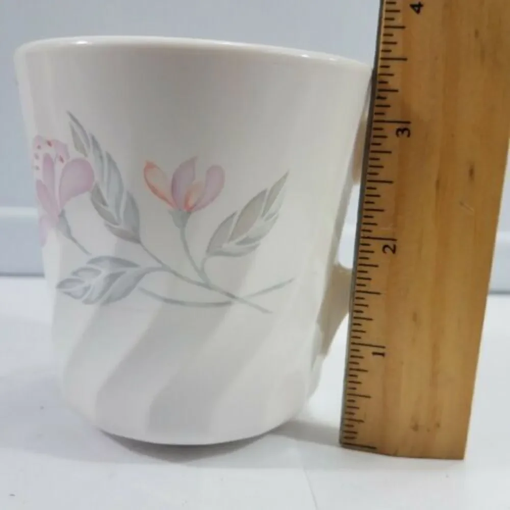 Corning Ware Mugs Coffee Tea Cups Made In USA Set Of 3 EUC Excellent Used Condit